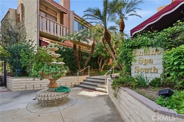 5205 White Oak Avenue  #3, Encino, CA 91316