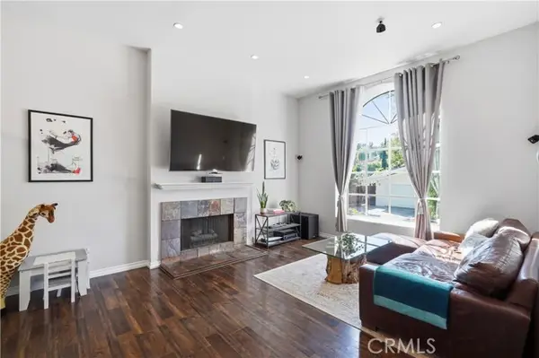 5244 Baza, Woodland Hills, CA 91364