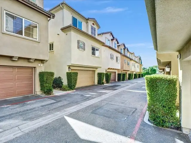 6840 De Celis  #31, Van Nuys, CA 91406 - #1