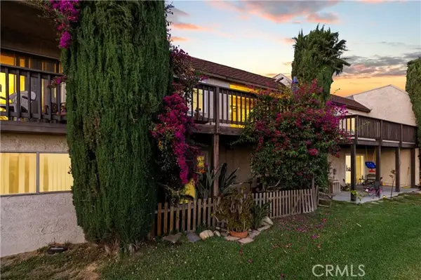 15614 Crestview Lane  #63, Granada Hills, CA 91344