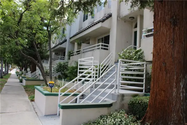 5145 Yarmouth  #19, Encino, CA 91316 - #1