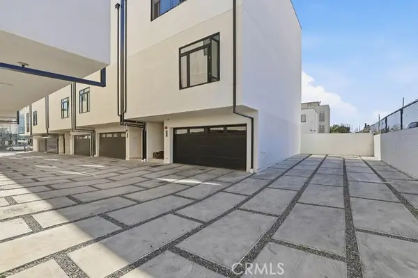 6511 Contour Lane, North Hollywood, CA 91606