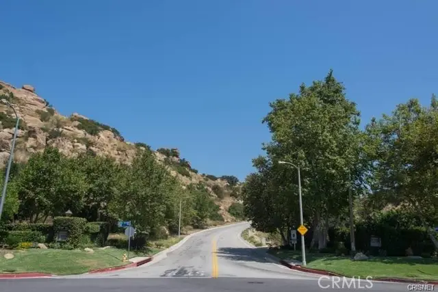 22373 Mission Circle, Chatsworth, CA 91311 - #2