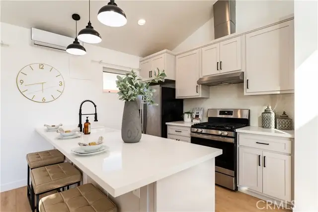 16122 San Fernando Mission Boulevard, Granada Hills, CA 91344 - #3