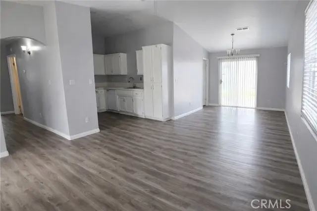 7507 Cross Glade, Bakersfield, CA 93307 - #3