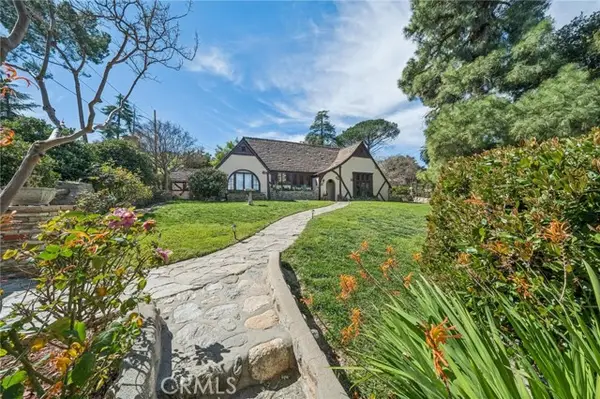 23021 8th Street, Newhall, CA 91321