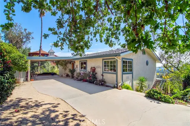 7158 Leota, Canoga Park, CA 91304 - #3