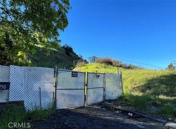 10138 Sunland Boulevard, Sunland, CA 91040