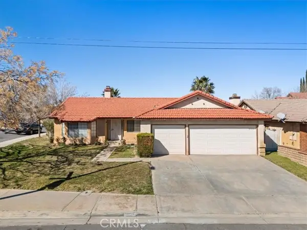 2037 Avenue P8, Palmdale, CA 93551
