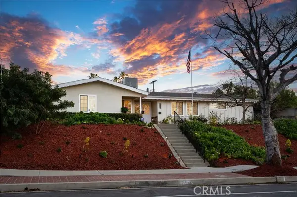 20624 Oxnard, Woodland Hills, CA 91367