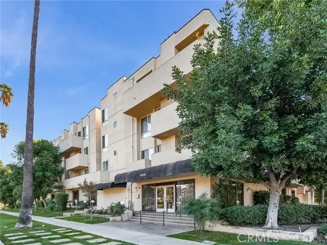 19350 Sherman  #124, Reseda, CA 91335 - #1