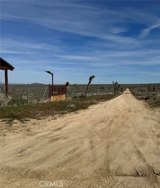 136 Avenue W8, Pearblossom, CA 93553 - #3