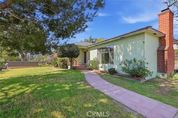 1295 Woodbury Road, Pasadena, CA 91104