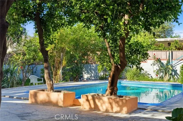 18114 Schoenborn, Northridge, CA 91325 - #2