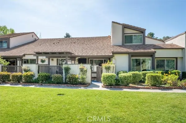 24785 Sand Wedge, Valencia, CA 91355