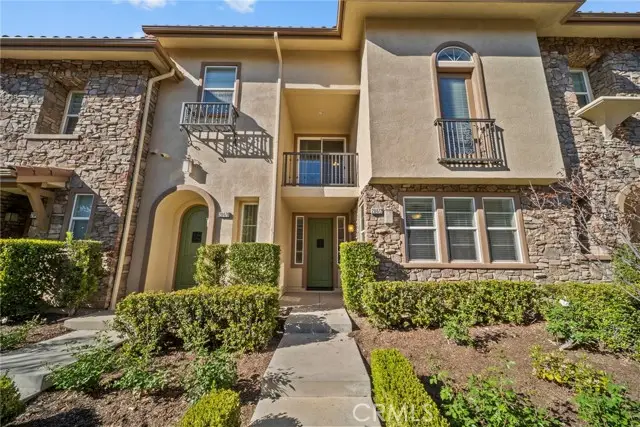 28472 Herrera, Valencia, CA 91354 - #3