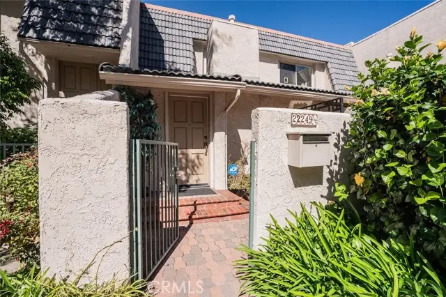 22249 Erwin, Woodland Hills, CA 91367 - #2