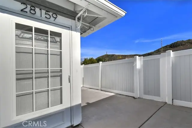 28159 Robin Ave, Saugus, CA 91350 - #3