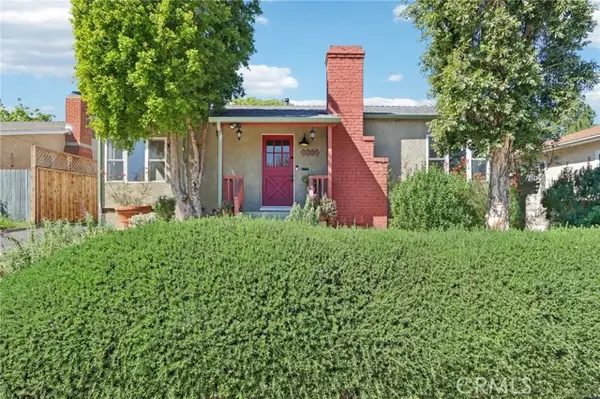 5513 Cartwright Avenue, North Hollywood, CA 91601