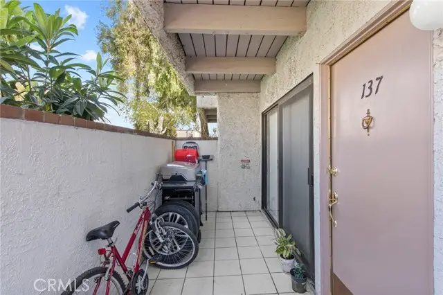 25019 Peachland Avenue  #137, Newhall, CA 91321 - #2