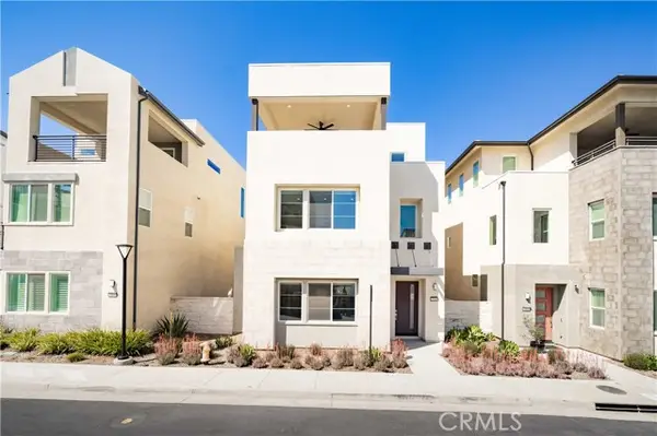 27516 Golden Currant Place, Valencia, CA 91381