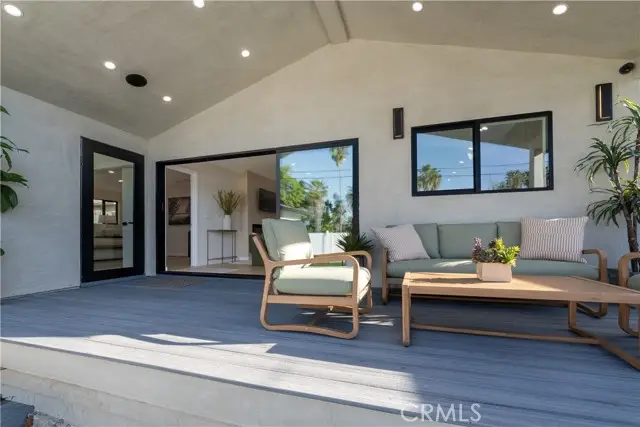 17469 Bullock Street, Encino, CA 91316 - #2