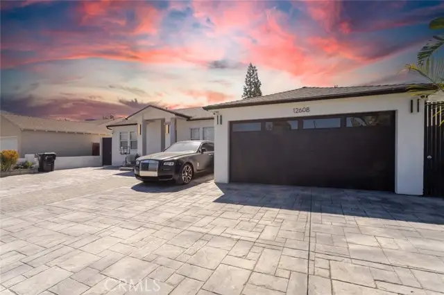 12608 Califa Street, Valley Village, CA 91607 - #1