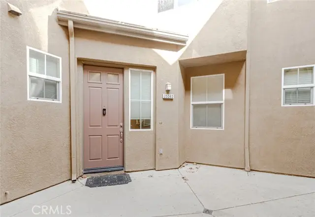 25562 Huxley, Stevenson Ranch, CA 91381 - #2