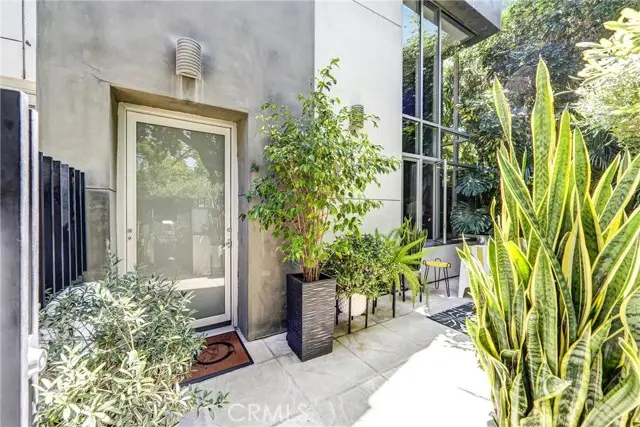 1120 El Centro  #5, Los Angeles, CA 90038 - #3