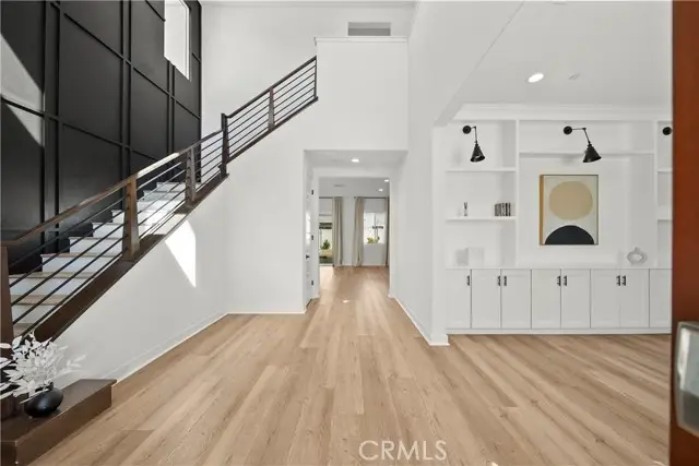 17715 Hillside, Santa Clarita, CA 91350 - #2