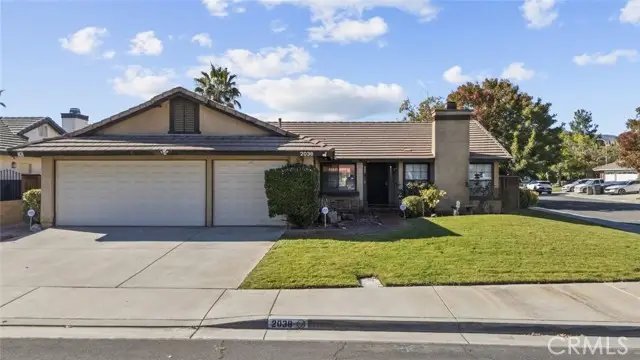 2038 Falcon Avenue, Palmdale, CA 93551 - #1