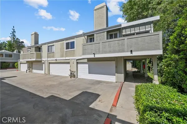 22117 Burbank  #5, Woodland Hills, CA 91367