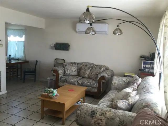 10345 Palmdale, Palmdale, CA 93591 - #3