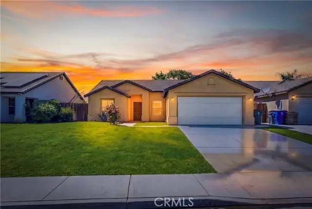 8201 Capitan, Bakersfield, CA 93313 - #1