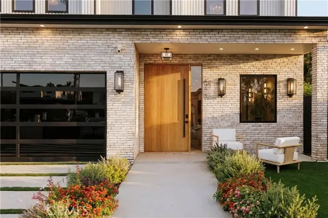 4273 Murietta Avenue, Sherman Oaks, CA 91423 - #2