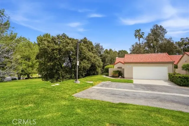 19950 Avenue Of The Oaks, Newhall, CA 91321 - #1