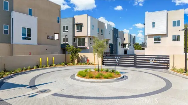 9427 Sepulveda Blvd.  #5, North Hills, CA 91343 - #1