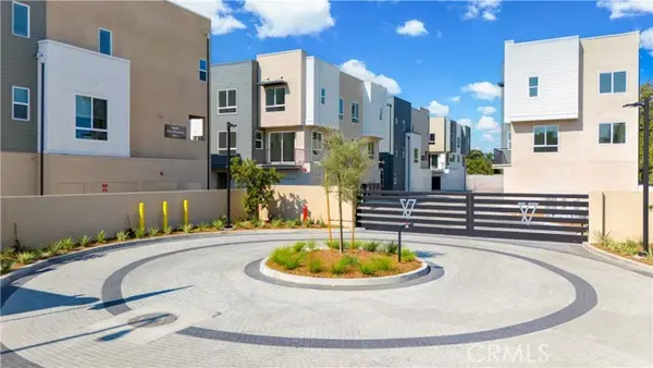 9427 Sepulveda Blvd.  #5, North Hills, CA 91343