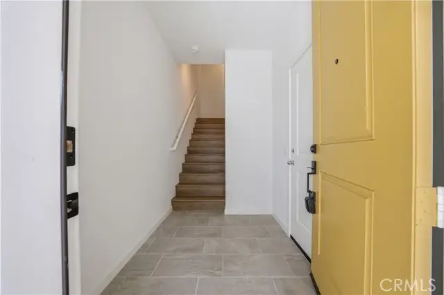 9427 Sepulveda Blvd.  #5, North Hills, CA 91343 - #2