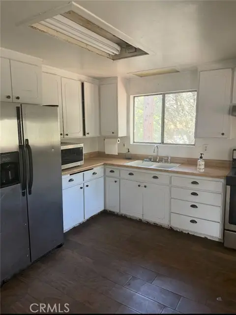 29526 Hook Creek, Cedar Glen, CA 92321