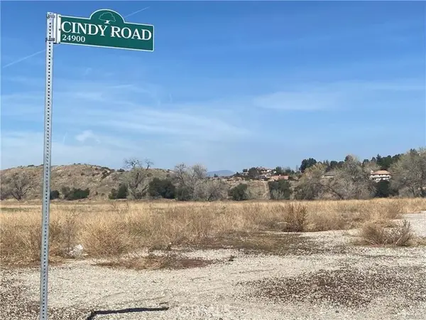 24925 Cindy Road, Newhall, CA 91321