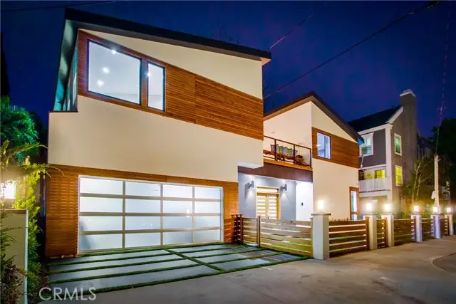 11645 Woodbridge Street, Studio City, CA 91604 - #2