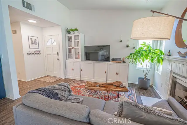 2402 Pleasant Way  #H, Thousand Oaks, CA 91362 - #1