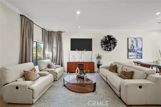 23684 Strathern, West Hills, CA 91304 - #3