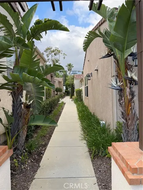 20323 Livorno, Porter Ranch, CA 91326 - #2