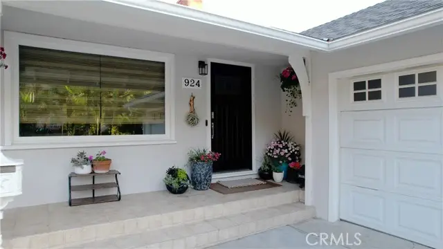 924 Irving Drive, Burbank, CA 91504 - #3