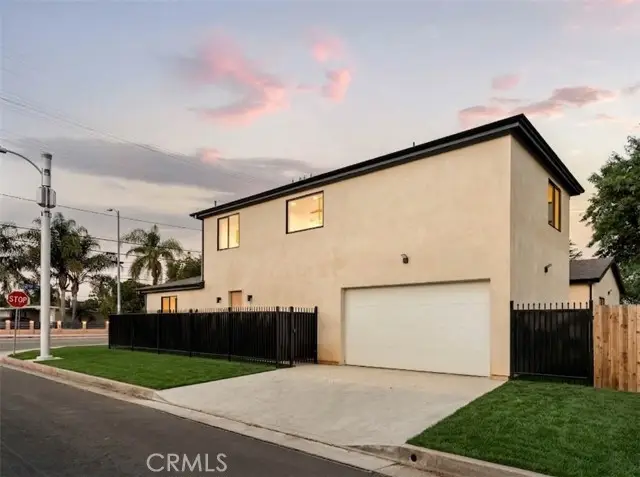 17852 Saticoy Street, Reseda, CA 91335 - #2