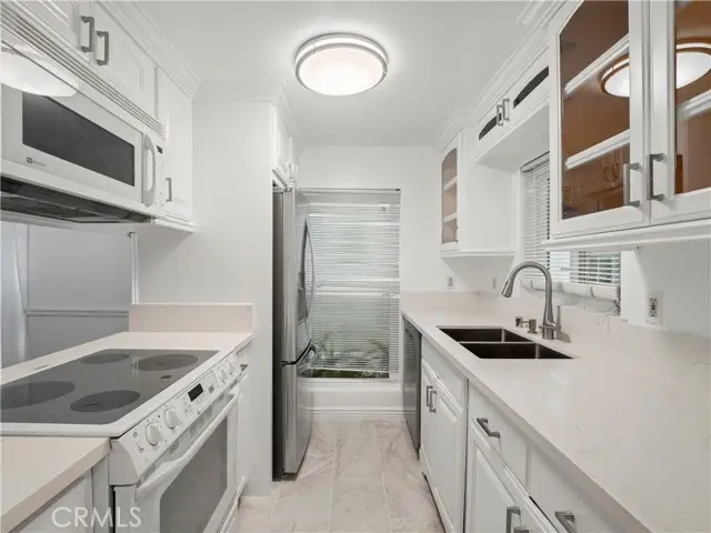 18411 Hatteras Street  #138, Tarzana, CA 91356 - #1