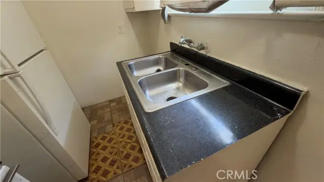 1352 60th, Los Angeles, CA 90044 - #1