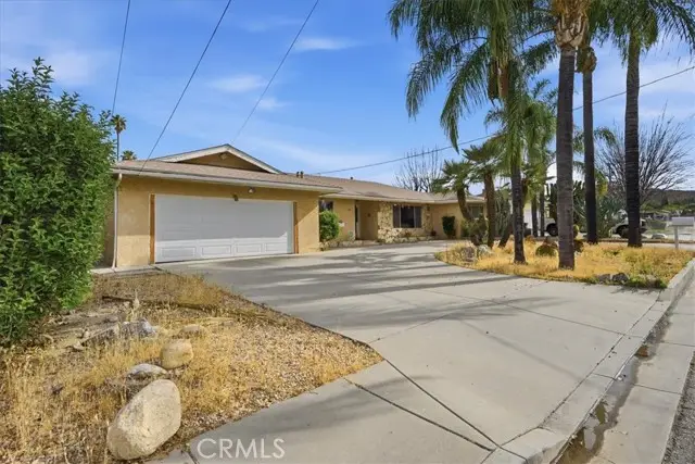 2004 Campus, Hemet, CA 92544 - #3